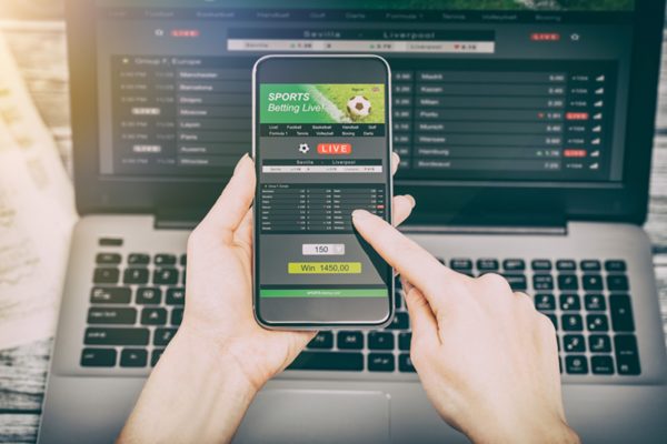 How to Use Social Media for Sports Betting Insights