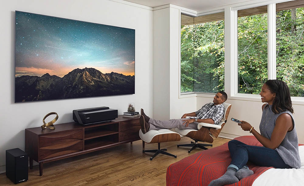 Which 4K Projector is Ideal for Small Spaces or Apartments?